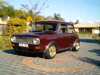 mon1.jpg (37106 bytes)